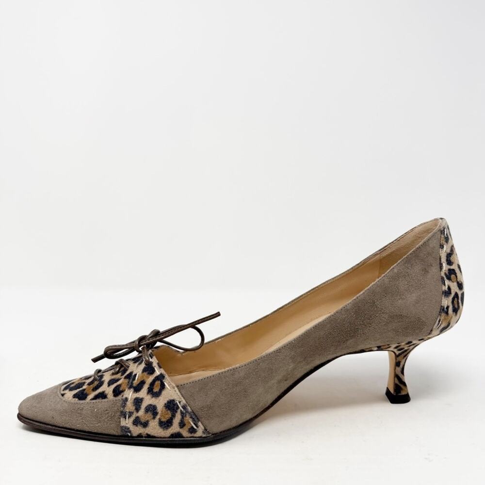 Manolo Blahnik Suede Leopard Print Bow Pointed Toe Heels Womens Size EU 40 - Picture 7 of 12
